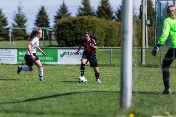 Bild 352 - B-Juniorinnen MSG Steinhorst-Krummesse - Harburger TB : Ergebnis: 0:9